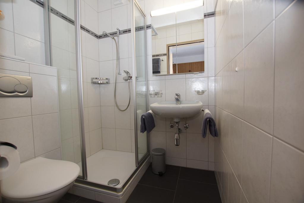 Haus Amor Saas-Fee Habitación foto